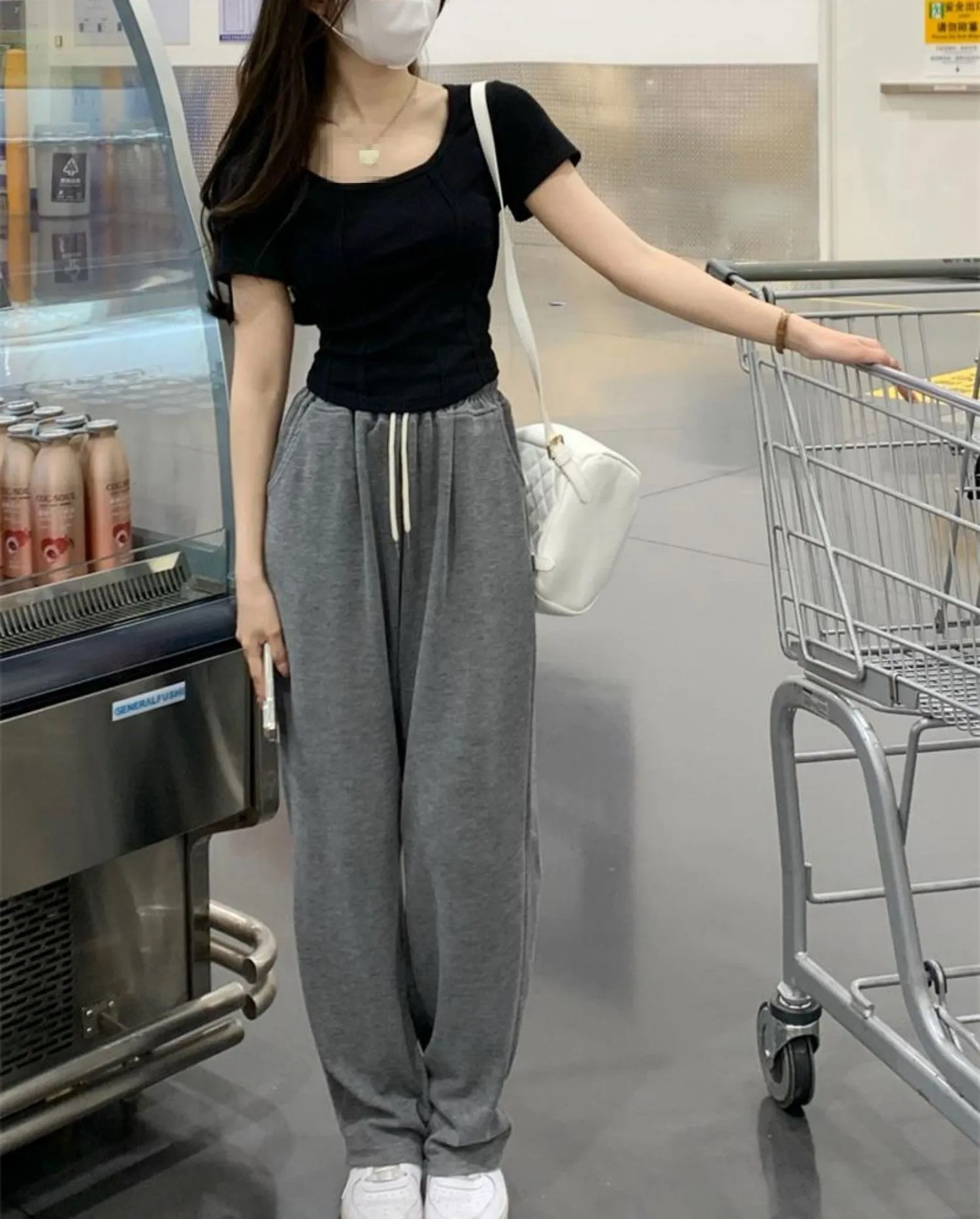 Aria Solid Crop Top