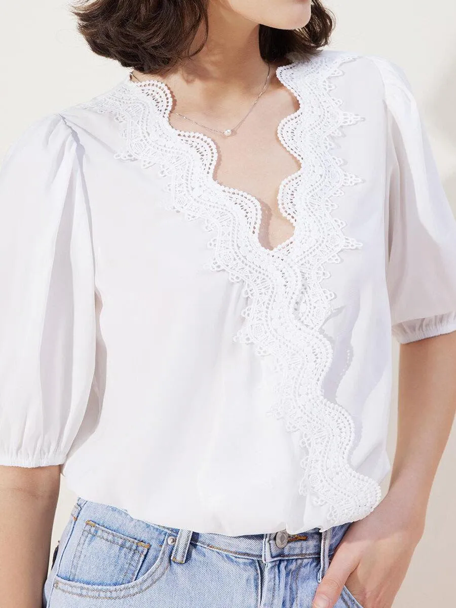 Contrast Lace Puff Sleeve Plicated Blouse