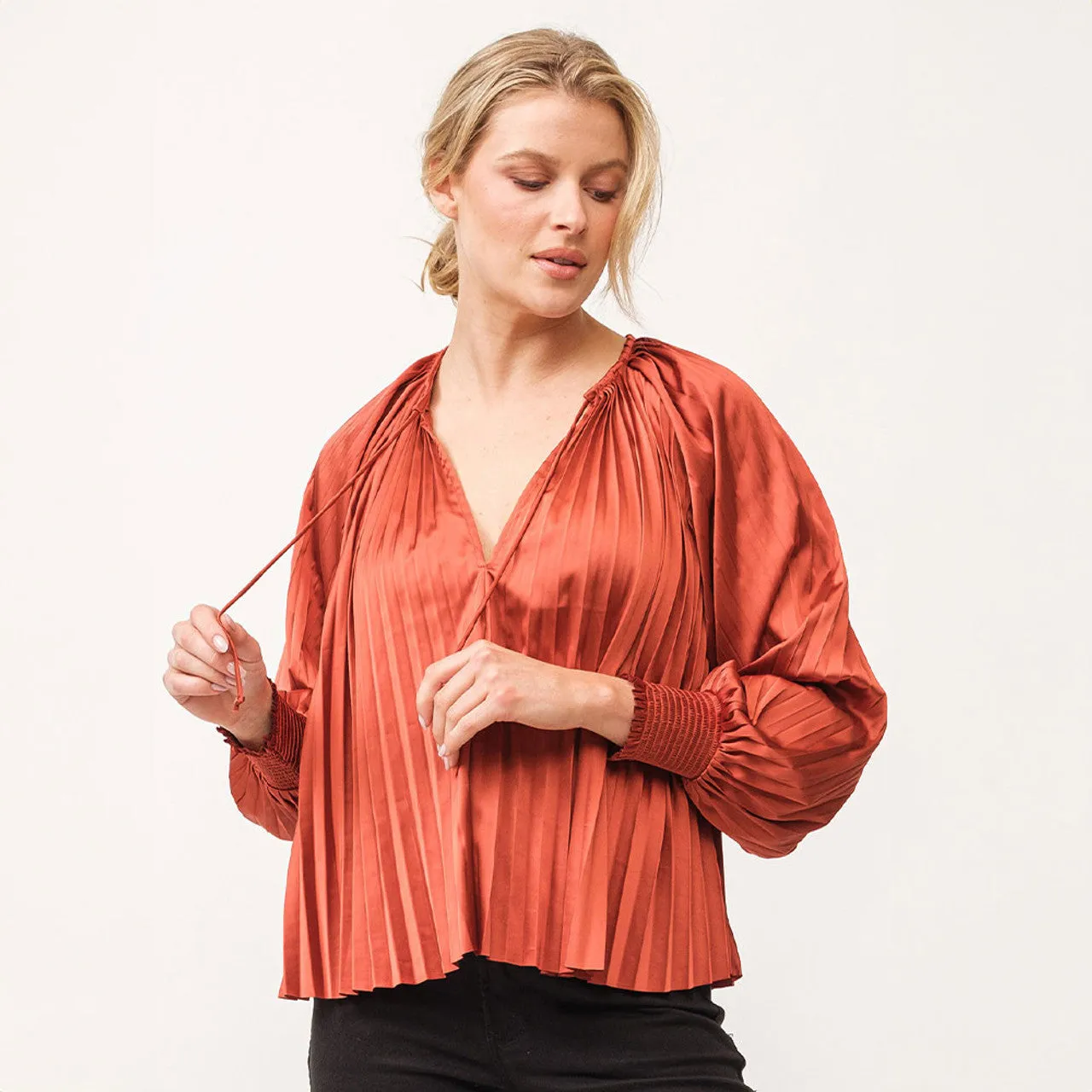 Deletta Satin top-Spice